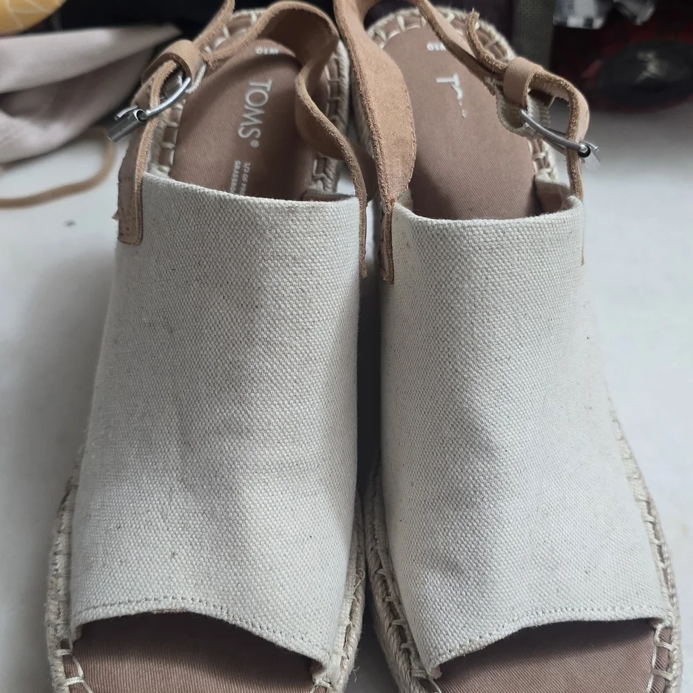 Toms Beige Canvas Espadrille Wedge Sandals with Tan Strap
